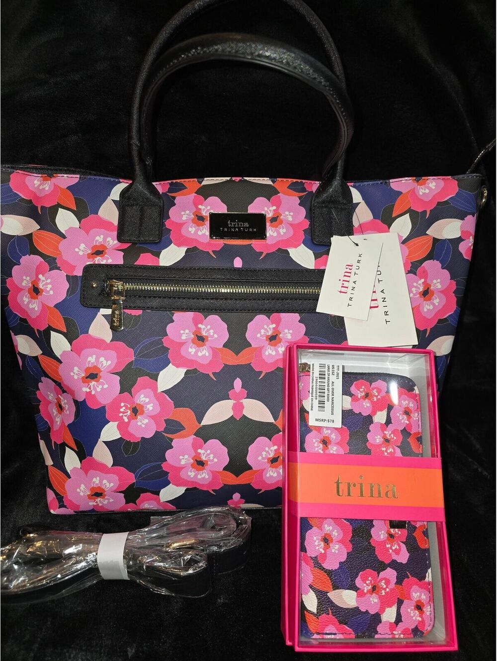 134. NWT Trina Turk Floral Tote w/Wallet